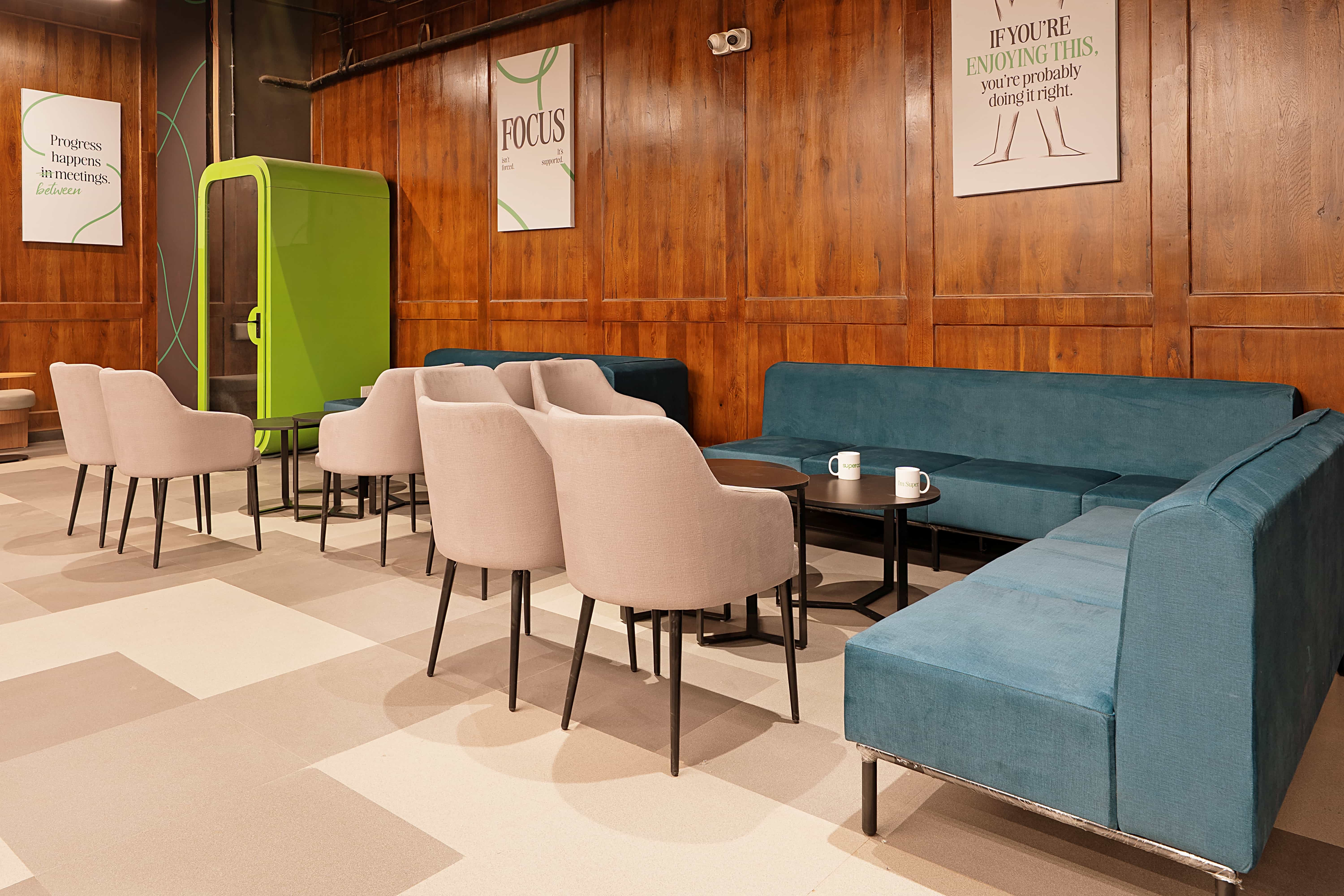 Workspaces & Meeting Rooms | Greater Noida West | superco